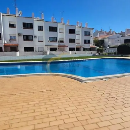 דירה Center Monte Choro Flat With Pool אלבופיירה
